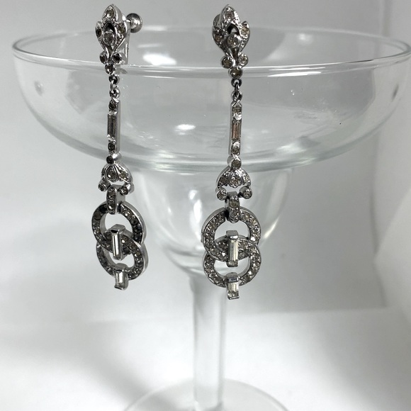 New Non pierced earrings silver and stoned - Picture 1 of 1